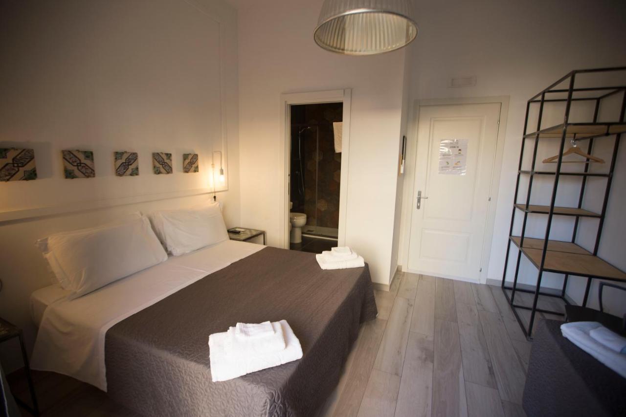 Borgo Vergini Garden B&B Νάπολη Εξωτερικό φωτογραφία